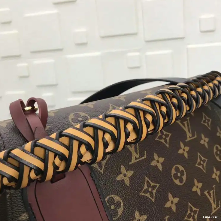 Fashionrepsfam ru LV Bags 19T1L0500 0520
